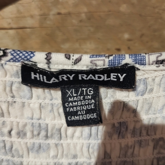 Blue and White Floral Women's Top - Picture 2 of 7